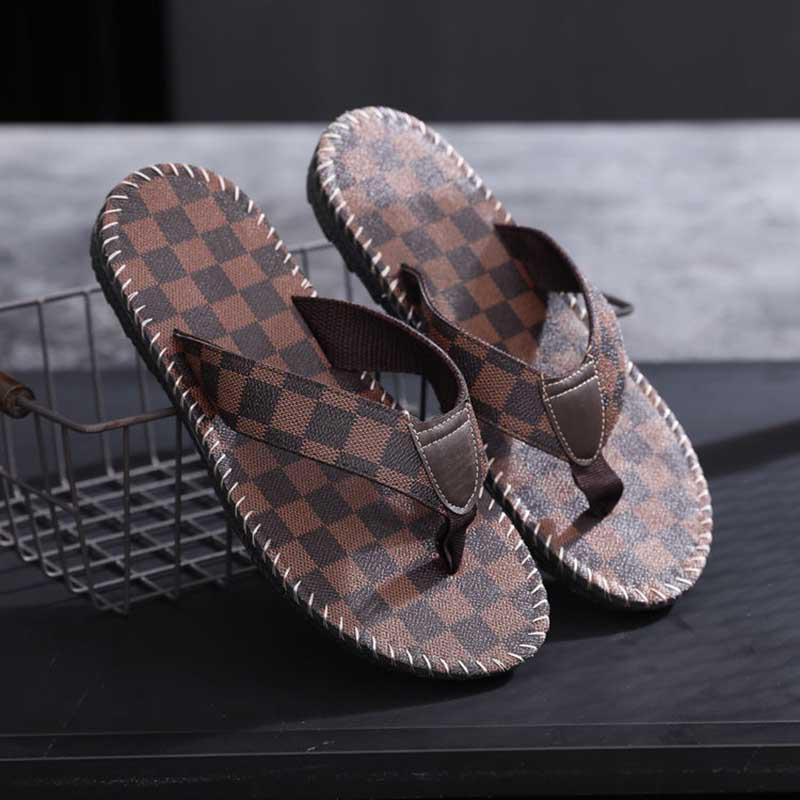 Size40-44 Summer Men Sandals Comfortable Non-slip Lightweight Beach Slippers Casual Outdoor Cross Slippers Alphabet Drag Flip Flops