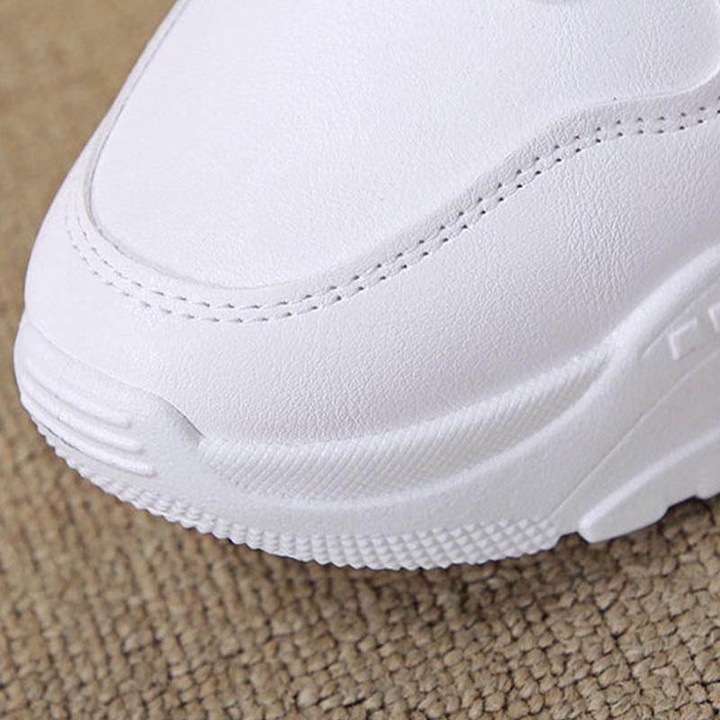 Inner Increase Small White Shoes Women's Autumn Leather Casual Sports Shoes 2021 New Wild Sponge Cake Thick-soled Old Shoes