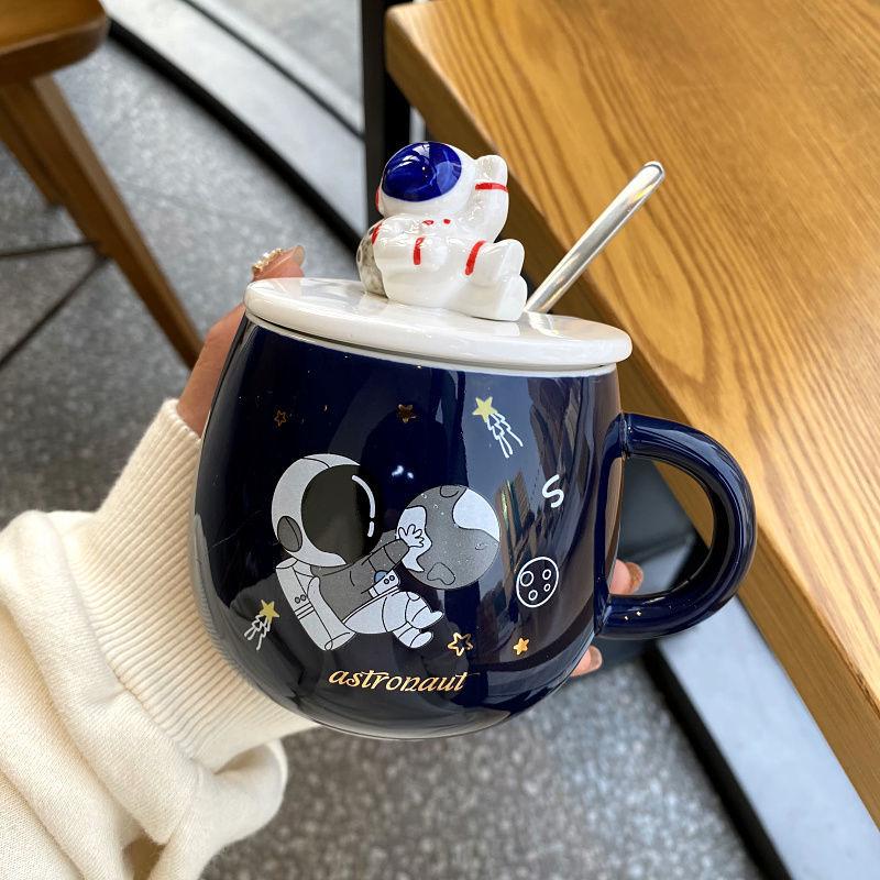 Starry Sky Mug with Lid Spoon Astronaut Ceramic Cup Nordic Male and Female Students Milk Coffee Cup Couple Cup