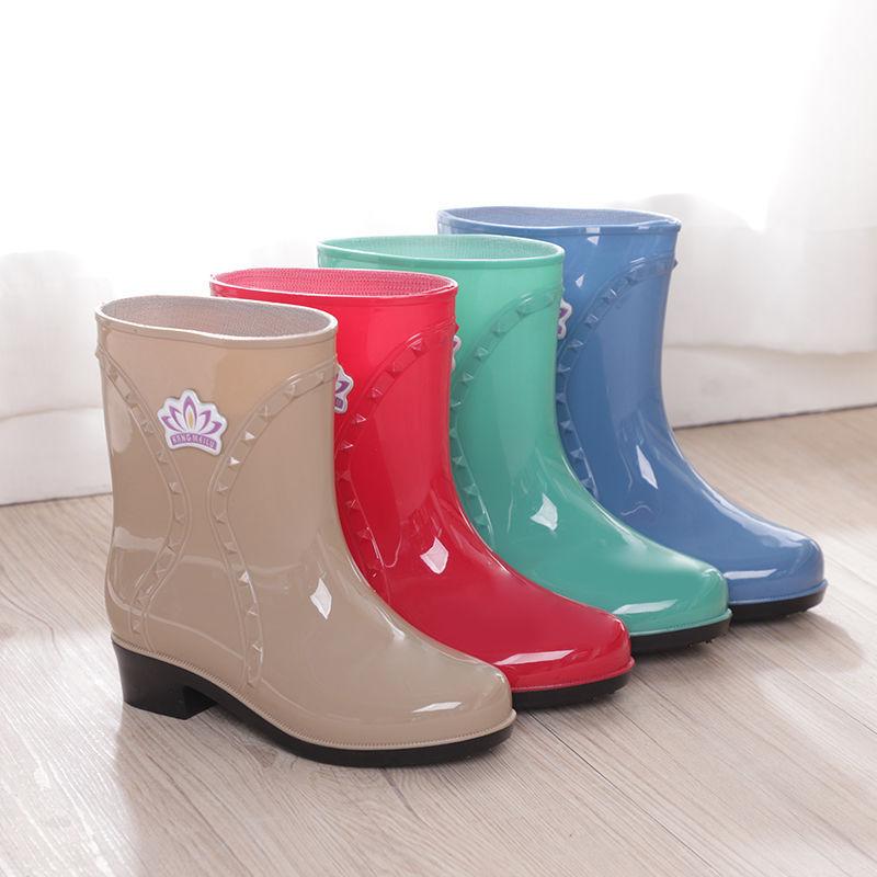 Rain boots Women's Waterproof Shoes Adult Fashion Middle Tube Non-slip Rain Boots Kitchen Car Wash Rubber Shoes