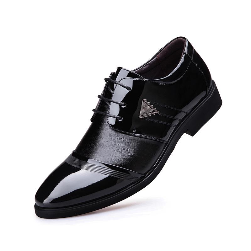 Casual Shoes British Men Breathable Leather Fashion Men Pointed Toe Flat