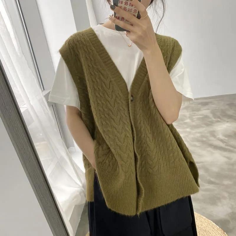 Sleeveless Knitted Vest Cardigan Women Retro Outer Wear Vest with Loose V-neck Sweater Vest Solid Color Simple Sweater Jacket