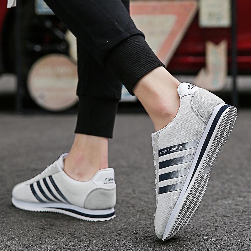 39-45 Men Low-top Canvas Sneakers Running Basketball Shoes Breathable Lightweight Non-slip Shoes Wear-resistant Comfortable White Stripe Skate Shoes