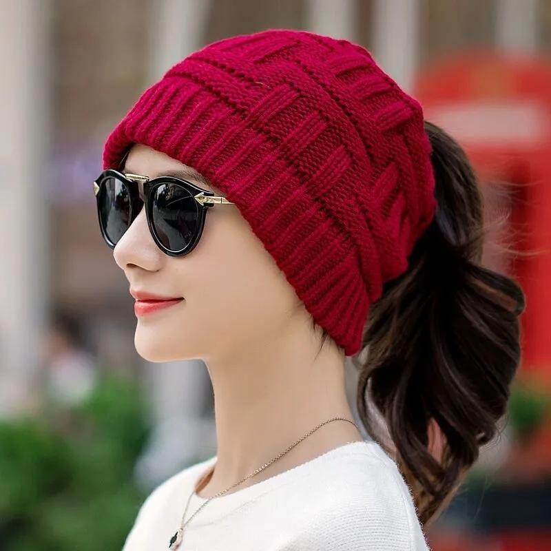 Women's Autumn and Winter Hats All Match Ponytail Hats Cute Warm Caps Empty Top Woolen Knitted Hat Outdoor Sports Baseball Hats No Top Knitting Hat