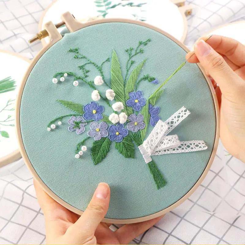 Embroidery Diy Spring, Summer, Autumn and Winter European Style Handmade Creative Production 3D Hand Bouquet Thread Embroidery