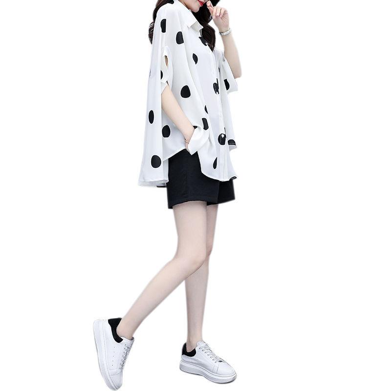 Set Polka Dot Large Size Loose Thin Temperament Shorts Two-piece Polka Dot Loose Large Size Shirt + Black Shorts Elegant Temperament