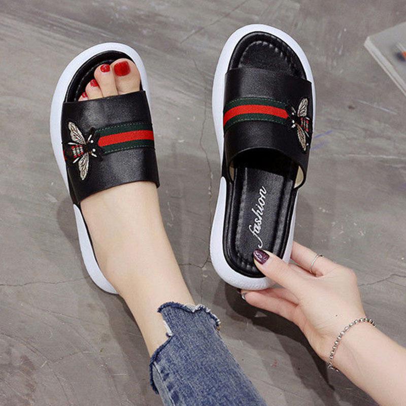 Plus Size 35-40 Summer Women PU Leather Slippers Outdoor Flat Bohemian Beach Wear-resistant Non-slip Office Lady Bee Sandals