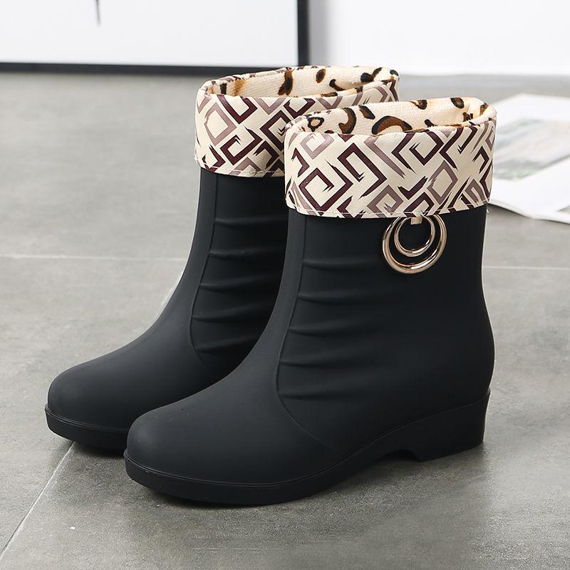 Anti-slip and Waterproof Women's Adult Rain Boots Plush Warm Rain Boots Korean Version of Waterproof Shoes Women Mid-tube Boots