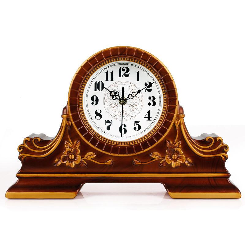 Living Room Clock Fashion Mute Bedroom Desk Clock Ornaments Quartz Clock European Creative Clock Home