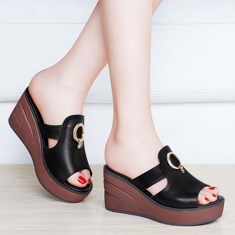 Slope Heel Slippers for Women's Outer Wear Non-slip Thick Bottom All-match Waterproof Platform Beach High Heel Sandals