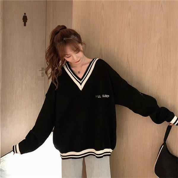 Autumn and Winter V-neck Sweater for Female Students Loose and Thin Mid-length College Style Base Sweater Coat