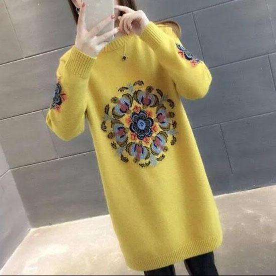 Women's Autumn and Winter Round Neck Long Sweater Solid Color Loose Bottomed Pullover Warm Jacquard National Style Sweater