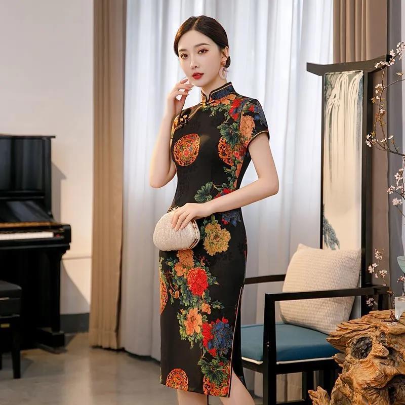 High-end Cheongsam Women's Mid-length Summer Short-sleeved Flower Luo Low Slits Retro Slim Slim Banquet Dress