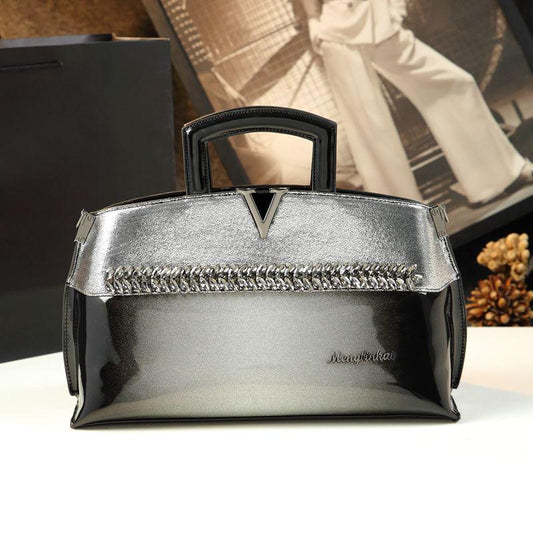 Middle-aged Female Bag Wild Bag Lady Handbag Fashion Atmosphere Slung Handcuffs Big Bag Female