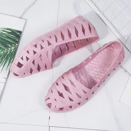 Summer Plastic Sandals Flat-bottom Hole Shoes White Plastic Shoes Non-slip Beach Hollow Sandals Women