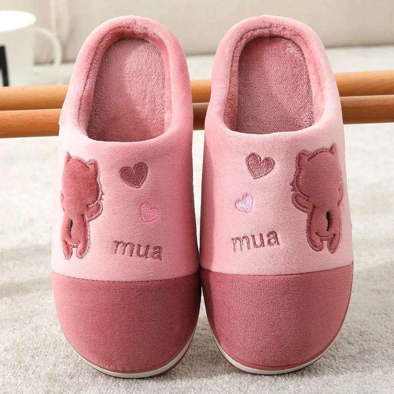 Cotton Slippers for Women Pink Cute Bear Heart Embroidery Home Slippers Thick Fleece Warm Shoes Mens Plus Size Slippers Home Non Slip Blue Black Gray