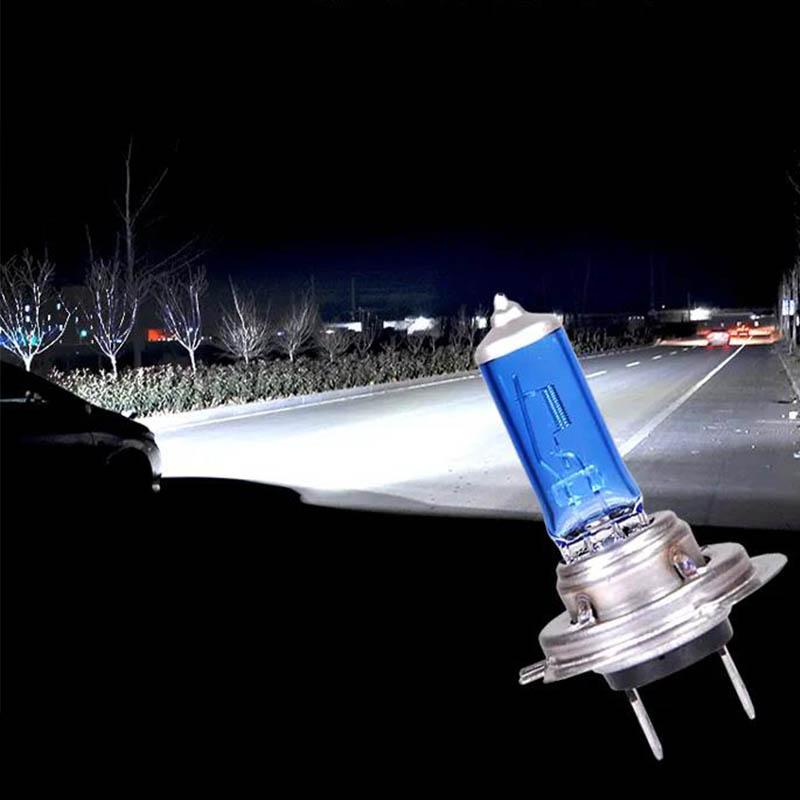 2pcs Car Bulb 12V100W Front Lighting Headlight H1 H3 Halogen Bulb Super Bright Integrated Xenon Lamp Fog Lamp High and Low Beam Lamp H4 H7