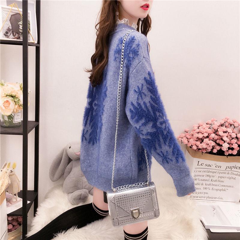 Autumn and winter neckline lace sweater women plush cold winter warm outside wearing a sweater