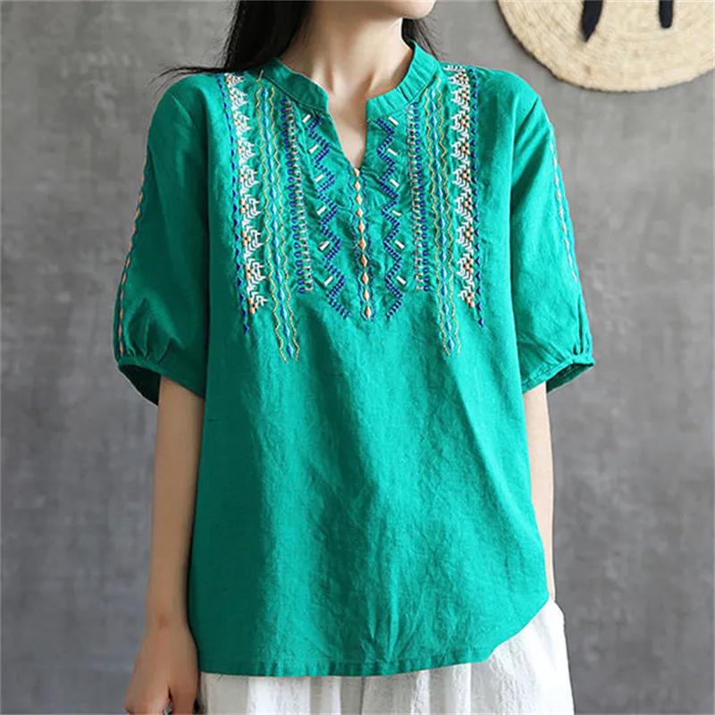 Women's Summer Short-sleeved T-shirt Embroidered Round Neck Large Size Loose Top All Match