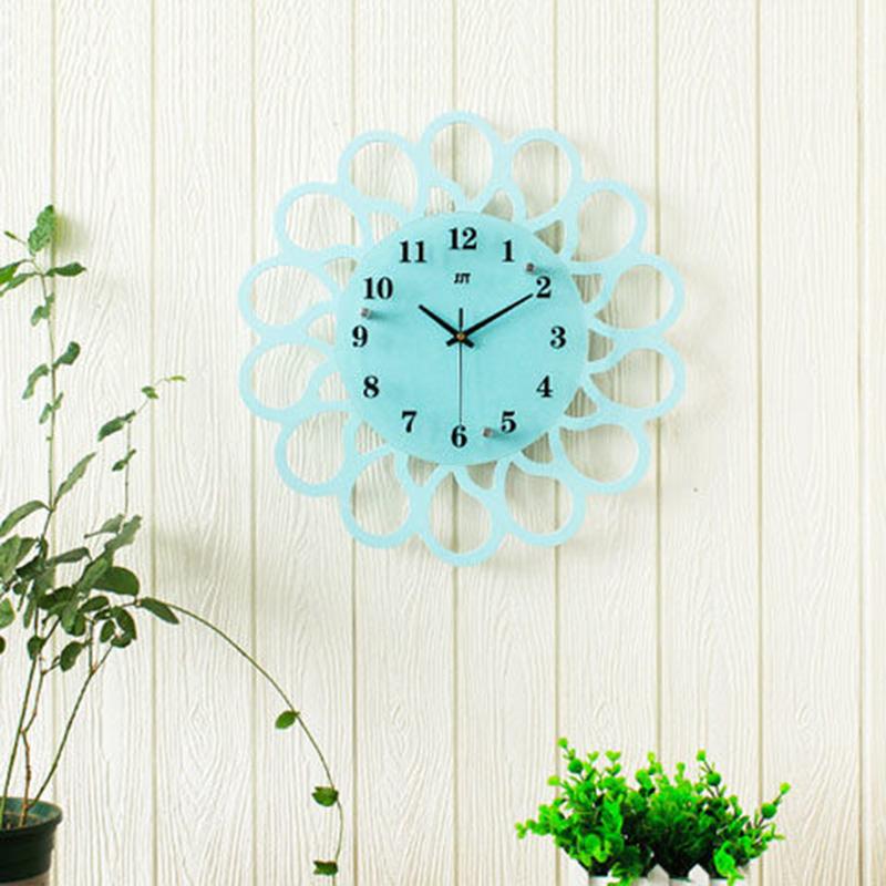 Creative Big Clock Wall Clock Living Room Modern Minimalist Mute Quartz Clock European Personality Fashion Bedroom Clock Wall Watch