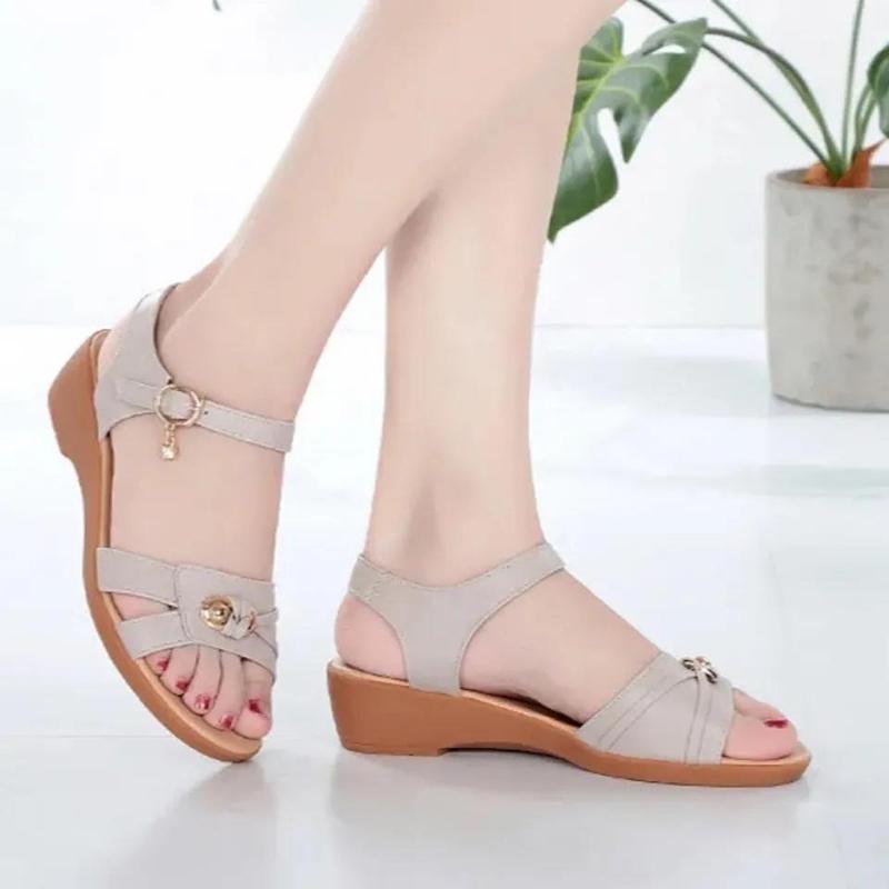 Summer Mother Sandals Women's Slope with Flat Really Soft Leather Soft Bottom All-match Non-slip Middle-aged and Elderly Women's Sandals