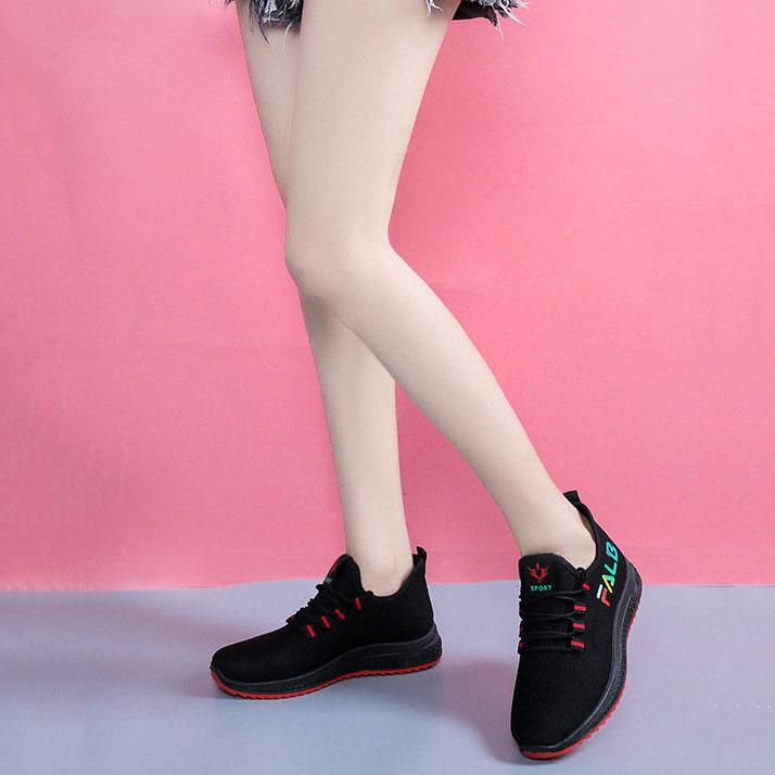 Women's Walking Shoes Soft Bottom Non-slip Breathable Sports Shoes Large Size Casual Flat Sneakers