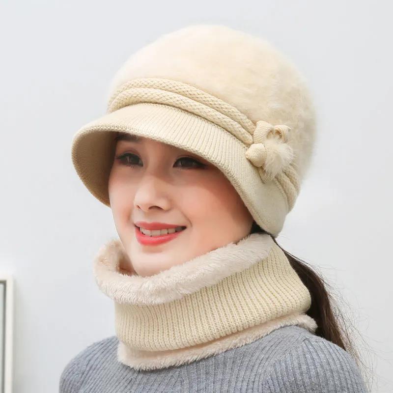 Two-piece Hat and Bib Women Winter Plus Velvet Thick Knitted Hat Rabbit Fur Duck Tongue Wool Hat