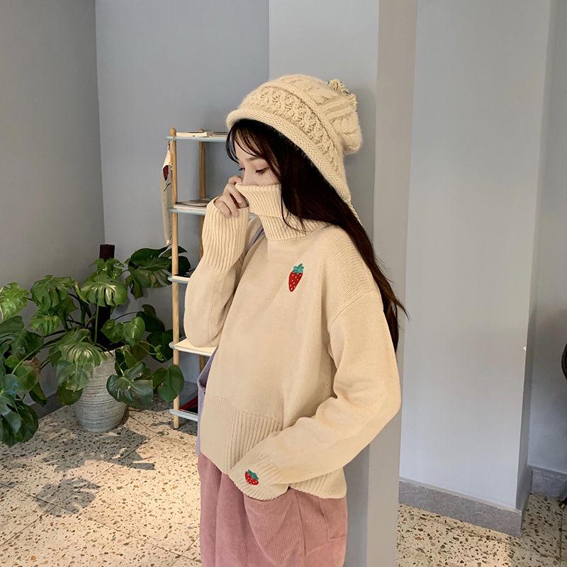 Autumn and Winter Fashion Loose Jacket Strawberry Embroidery Turtleneck Top Sweet Style Cute Female Sweater