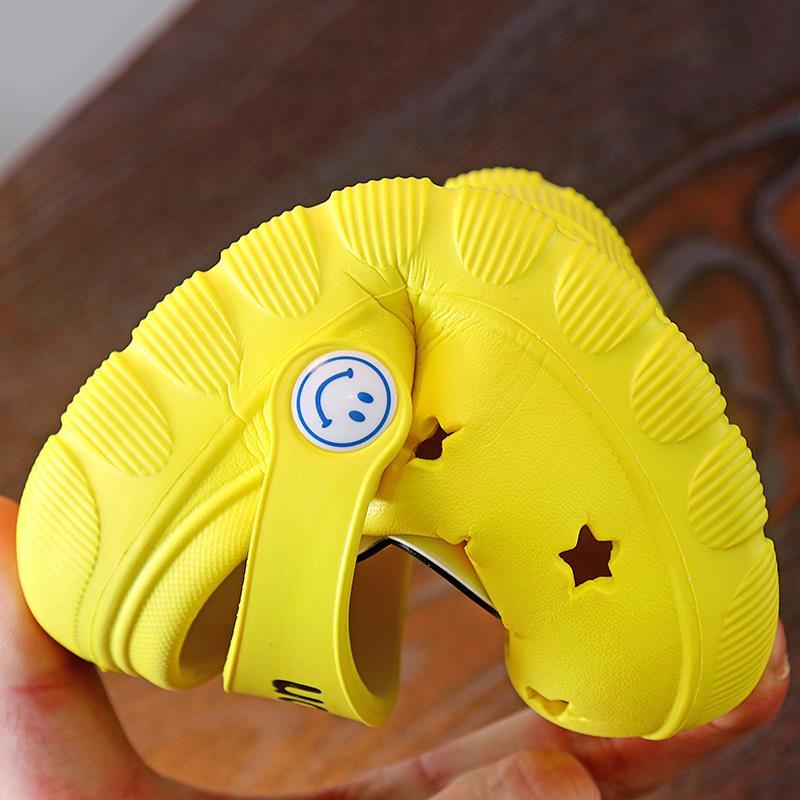 New Baby Slippers Summer 0-5 Years Child Hole Shoes Girls Non-slip Baby Sandals Boys Beach Shoes