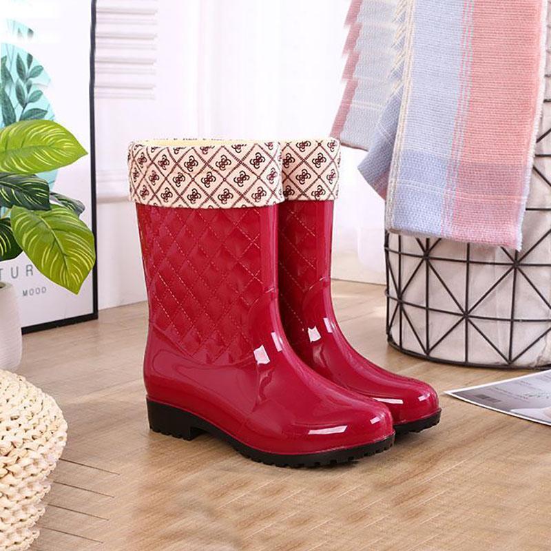 Rain Boots Ladies Mid-tube Warm Rain Boots Non-slip Water Shoes High-tube Rubber Shoes Adult Plus Cotton Boots Overshoes