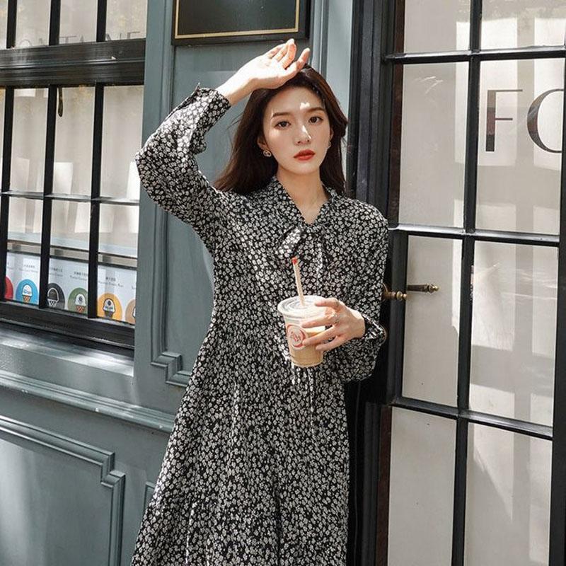 Spring and Autumn French Retro Floral Ladies Bottoming Dress Long Dress Fashion Korean Version Loose and Thin Hepburn Printed Women's Long Dress