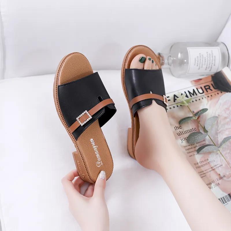 Sandals Slippers Women Korean Rhinestone One-word Slippers Thick Flat Heels All-match Casual Slippers All-match Simple Flip Flops Women Summer Shoes