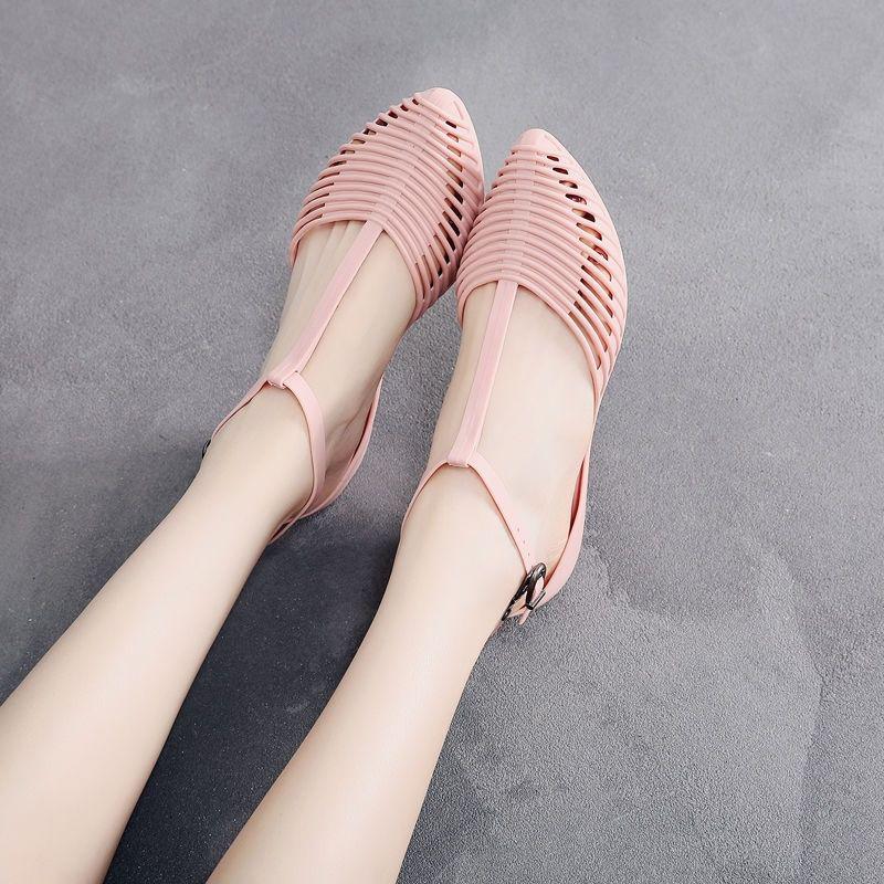 Summer Hollow Beach Shoes Rome Retro Flat Crystal Plastic Sandals Female Baotou Soft Jelly Shoes