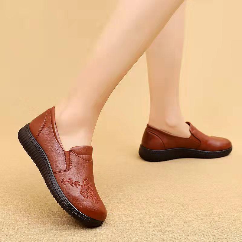 Middle-aged and Elderly Mother Shoes Spring and Autumn Flat Bottom Non-slip Leather Shoes Soft Bottom Comfortable Single Shoes Casual Leather Shoes