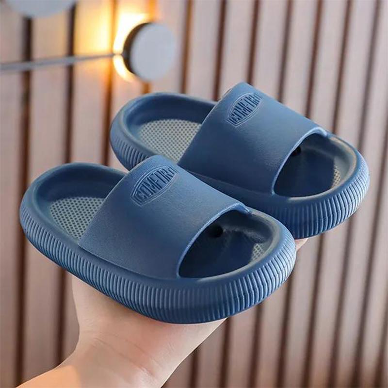 Slippers for Boy and Girl Home Shoes Summer Toddler Flip Flops Soft Bottom House Indoor Slippers Beach Love Kids Shoes Family Style