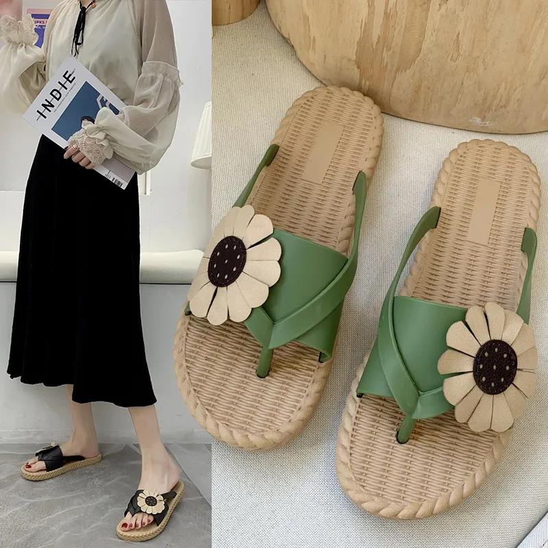 Sandals and Slippers Women's Summer All-match Fashion Flower Flat Flip-flops Outside Wear Non-slip Seaside Beach Shoes