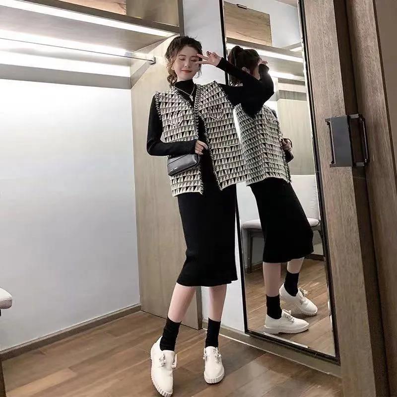 Sweater Suit Xiaoxiang Style Sub-vest Cardigan Jacket Autumn and Winter Knitted Sweater Suit Sweater Skirt Female Two-piece Suit