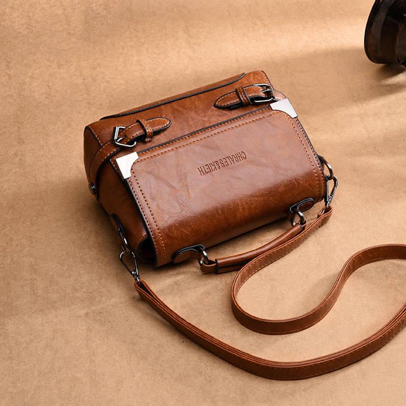 Retro Hand-made Leather-skinned Female Bag Korean Version of The Hundred Shoulder Messenger Bag Small Square Bag