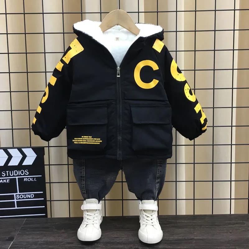 Boy's Padded Jacket Winter Clothes Baby Plus Fleece Coat Handsome Small Children's Jacket Trendy Cute Overcoming Hooded Down Jackets