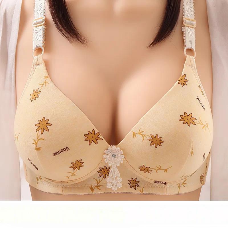 Maple Leaf Printing Breathable Thin Large Size No Steel Ring Beautiful Back Gathering Anti-sagging Women's Underwear Distribution