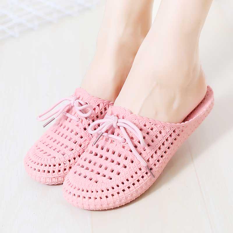 Black Slippers Female Summer Hollow Shoes Indoor and Outdoor Bathroom Bath Beach Slippers