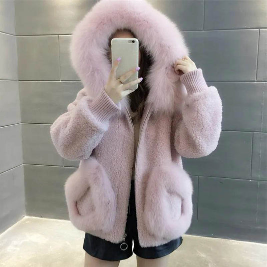 Autumn and Winter Models of Imitation Fox Fur Collar Sheep Shearing Fur Coat Women's Fall and Winter Hooded Short Wool Coat