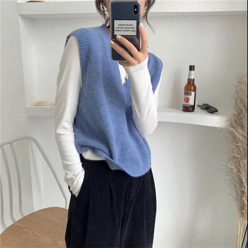 Autumn and Winter Ladies Sweater Vest Warm Korean Casual Loose Retro V-neck Sleeveless Knitted Waistcoat Wool Vest Vest