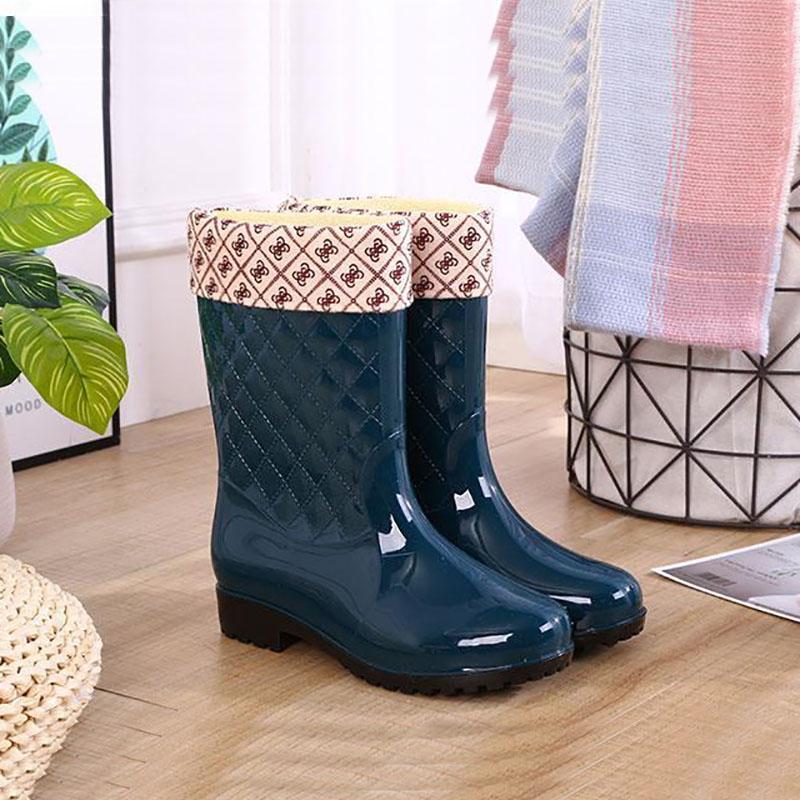 Rain Boots Ladies Mid-tube Warm Rain Boots Non-slip Water Shoes High-tube Rubber Shoes Adult Plus Cotton Boots Overshoes