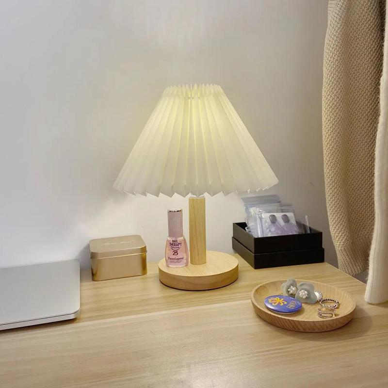 Pleated Table Lamp Nordic Style Bedroom Bedside Lamp Japanese Night Light Energy-saving Lamp Study Dormitory Living Room Decoration