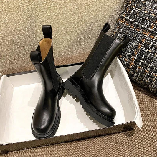 Chelsea Boots 35-43 Plus Size Thick Martin Boots Woman British Style Thick Bottom Boots Hood Boots Single Boots Black Leather Boots