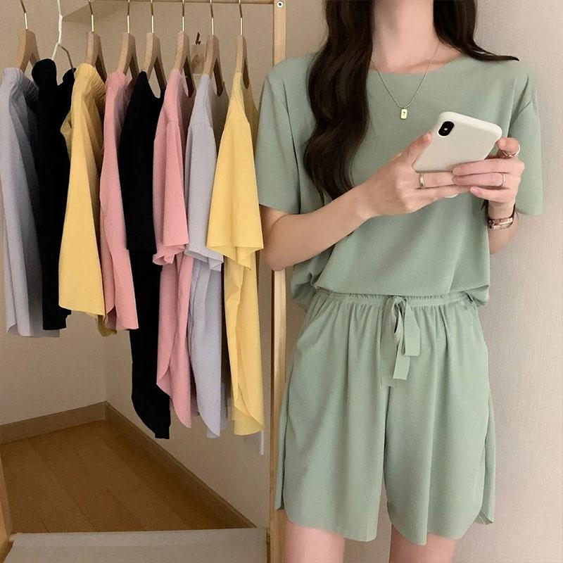 2PCS Women Ice Silk Suit Loose Cool Pajamas Summer Short Sleeve T-shirt Shorts Two Piece Suit Leisure Home Clothes Solid Thin Sets