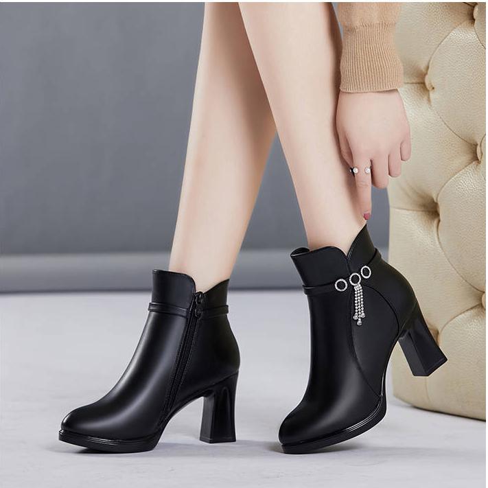 Women Boots Winter Plush Leather Snow Boots Thick High Heel Warm Ankle Boots Women's Leather Boots