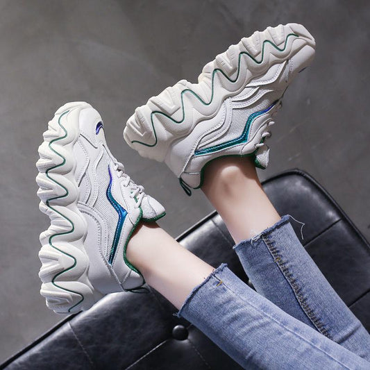 Women Lightweight Sports Shoes Comfortable Breathable Flats Fashion Youth Casual Shoes Outdoor Shoes