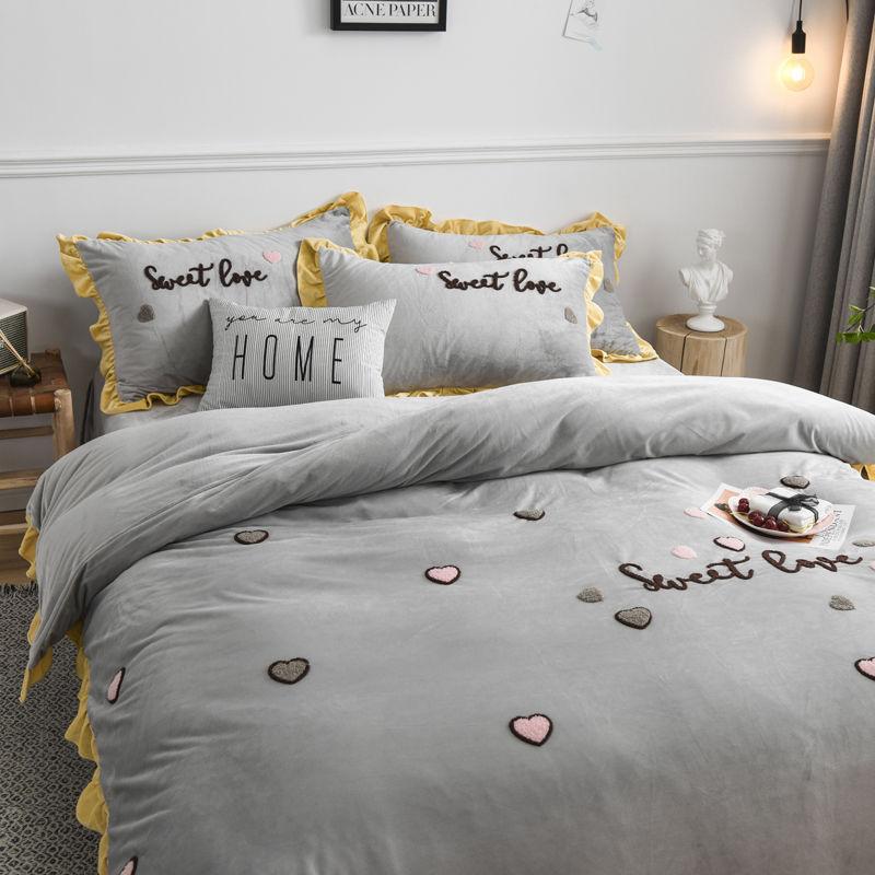 Winter Thick Warm Crystal Velvet Four-piece Princess Wind Brushed Double-sided Velvet Bedding